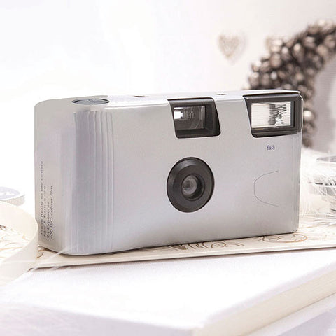 Metallic Silver Single Use Camera – Solid Color Design
