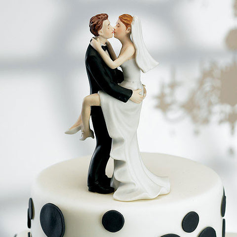 Kissing Couple Cake Topper Dark Skin Tone